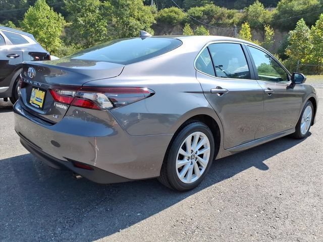 Used 2023 Toyota Camry LE FWD image 10