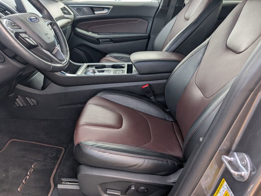 Used 2021 Ford Edge Titanium w/ Equipment Group 301A image 11