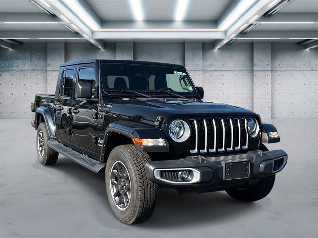 Used 2021 Jeep Gladiator Overland w/ Popular Equipment Package AWD/4WD image 3