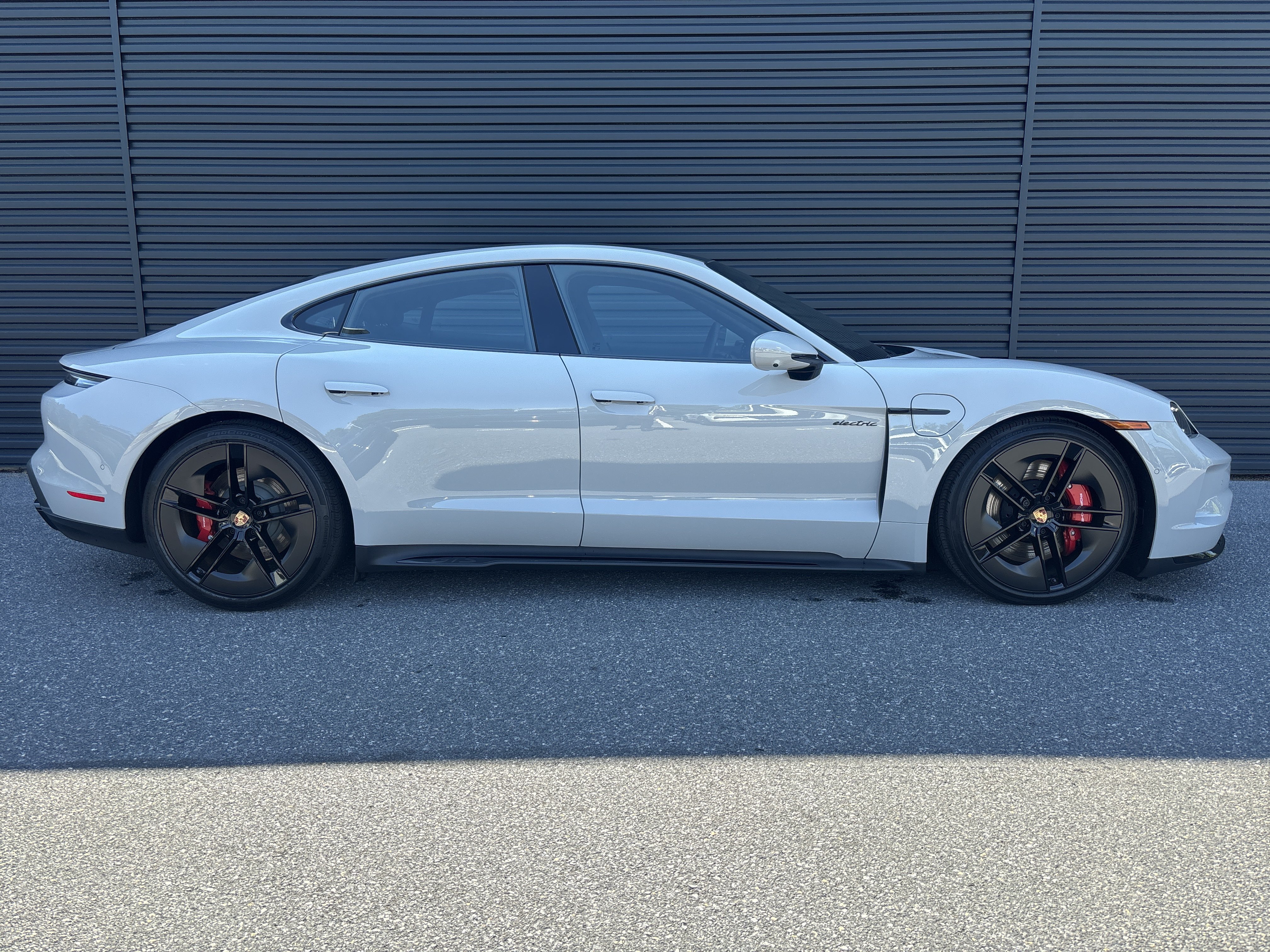 New 2026 Porsche Taycan GTS AWD/4WD image 6