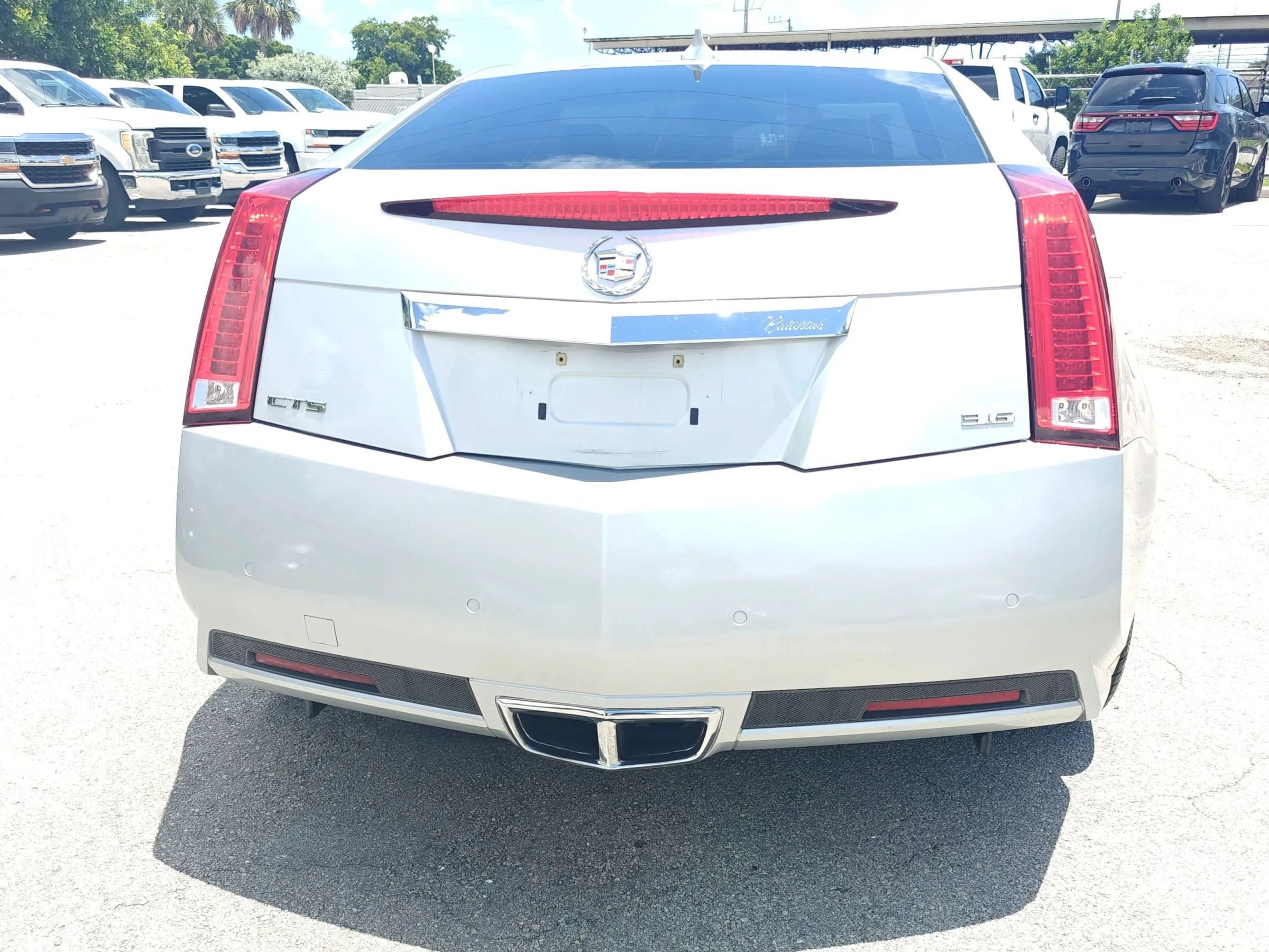 Used 2013 Cadillac CTS Coupe RWD image 8
