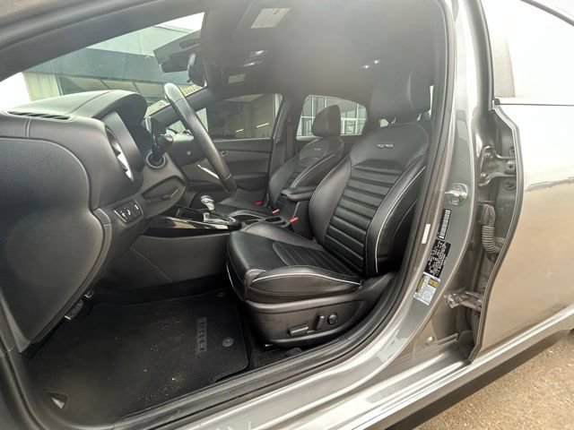 Used 2022 Kia Forte GT-Line w/ GT-Line Premium Package FWD image 24