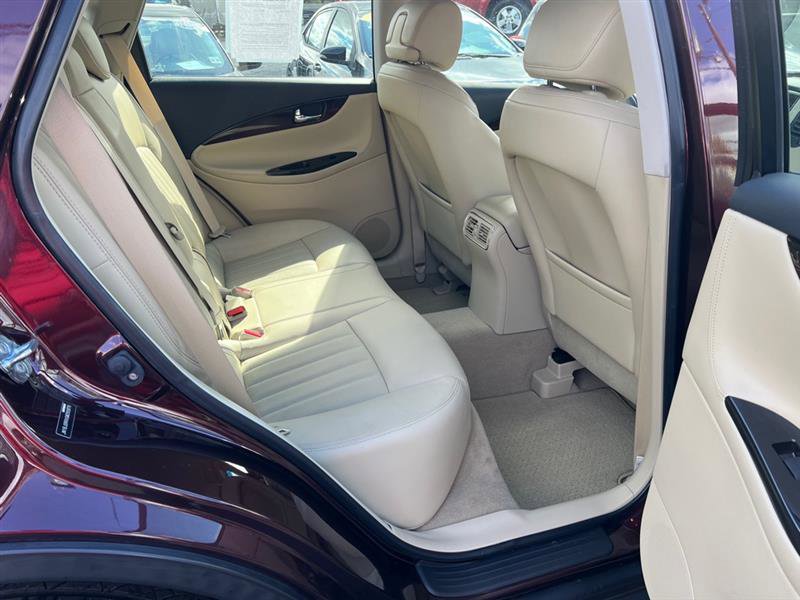 Used 2016 INFINITI QX50 AWD w/ Technology Package image 28