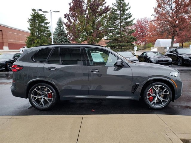 New 2026 BMW X5 M60i image 4