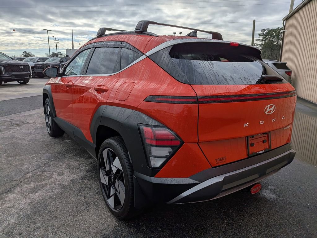 Used 2024 Hyundai Kona Limited image 3