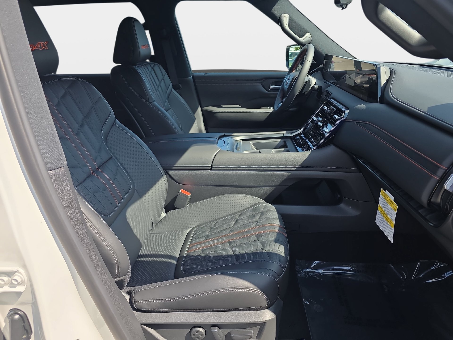 New 2026 Nissan Armada PRO-4X AWD/4WD image 10