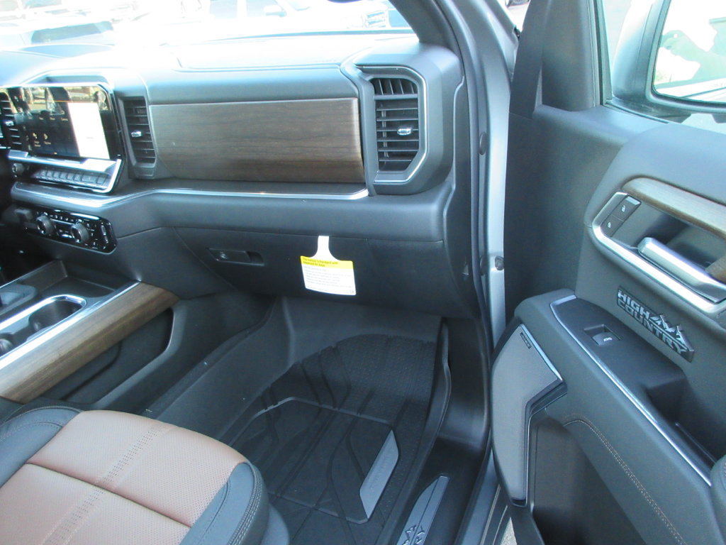 New 2026 Chevrolet Silverado 1500 High Country AWD/4WD image 21