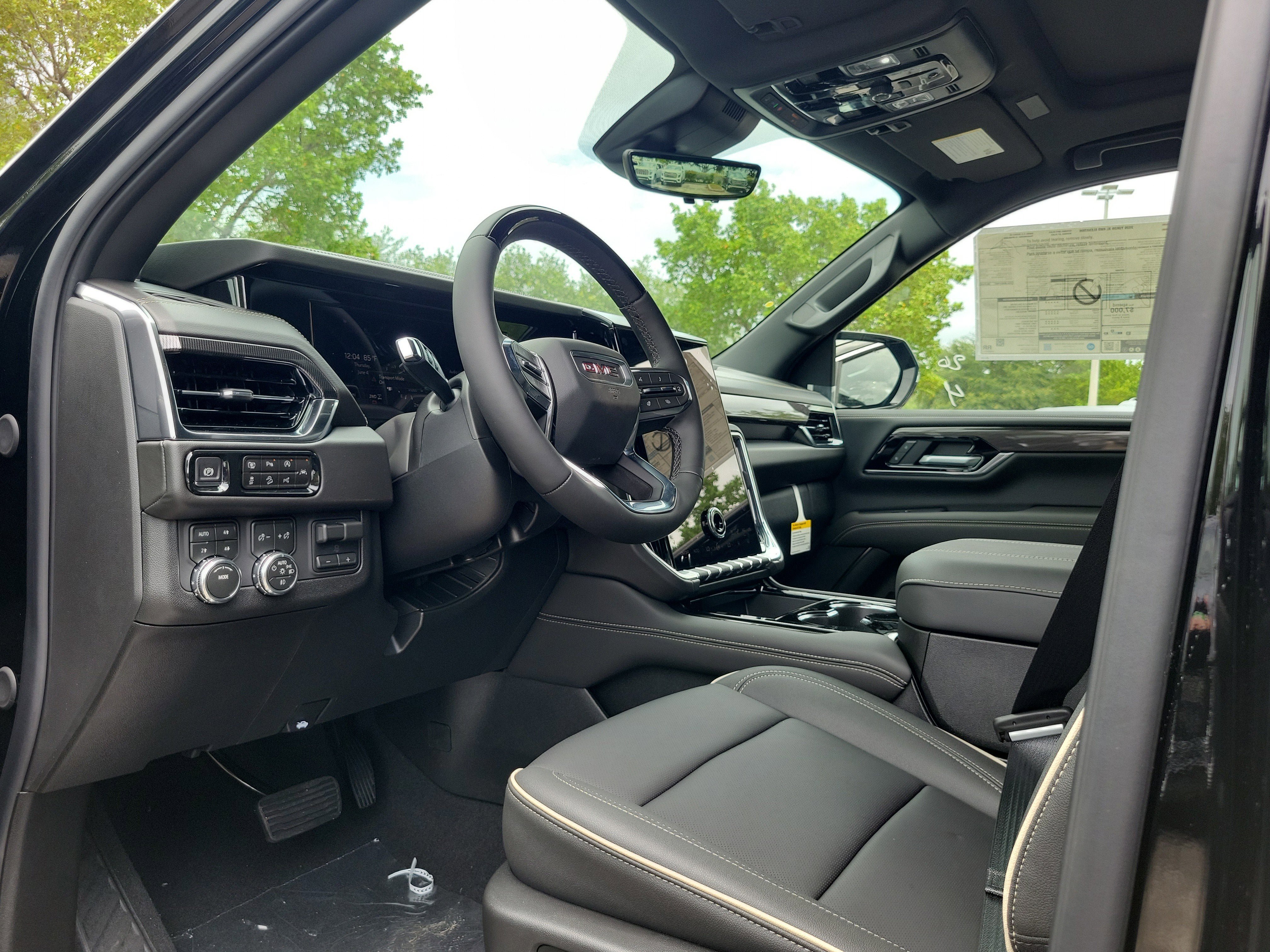 New 2026 GMC Yukon XL Elevation RWD image 8