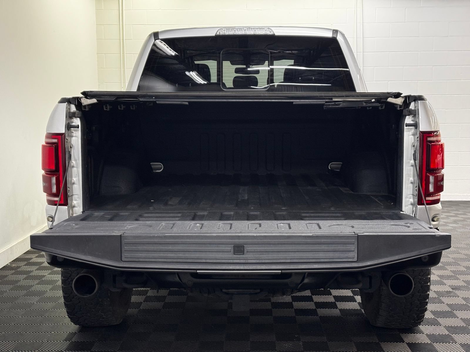 Used 2019 Ford F150 Raptor w/ Equipment Group 802A Luxury AWD/4WD image 35