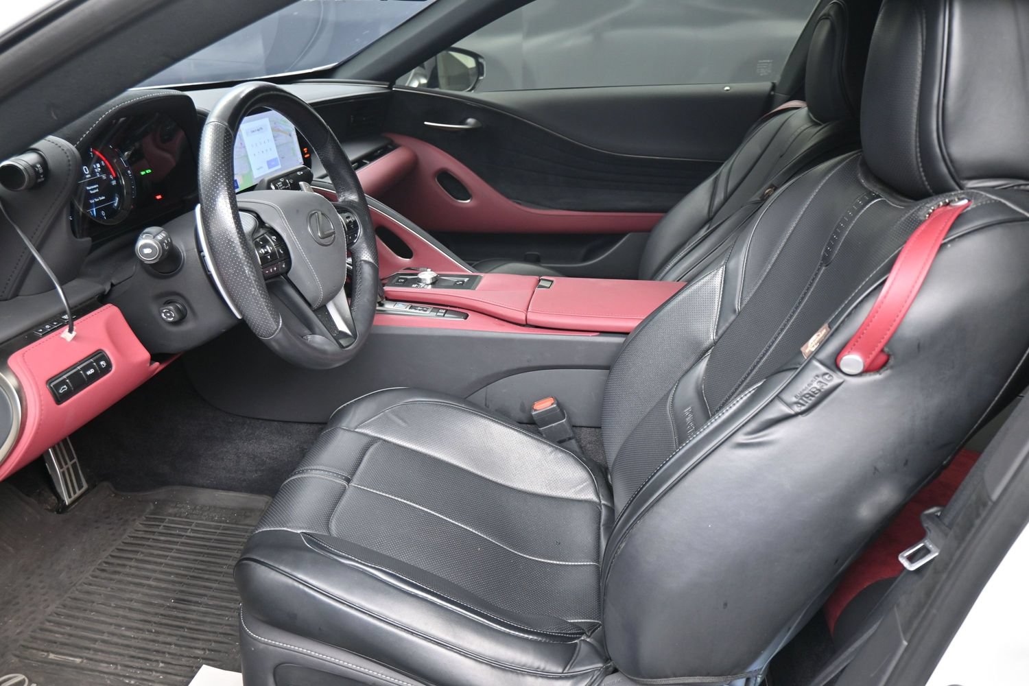Used 2024 Lexus LC 500 Coupe w/ Sport Package RWD image 16