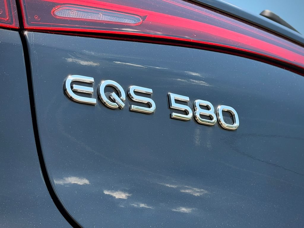 Used 2023 Mercedes-Benz EQS 580 4MATIC SUV image 9