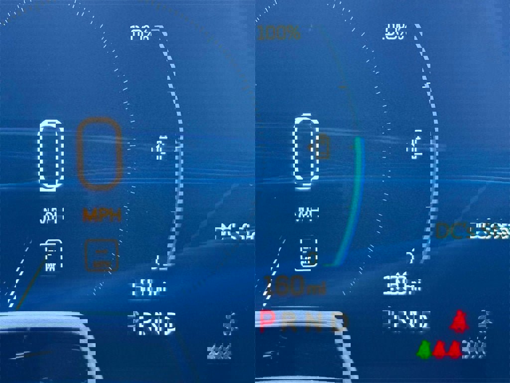 New 2025 Cadillac Optiq Sport 2 w/ LPO, ONYX Package image 4