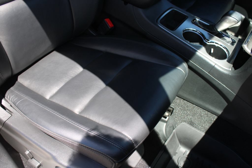 Used 2021 Jeep Grand Cherokee Limited RWD image 14