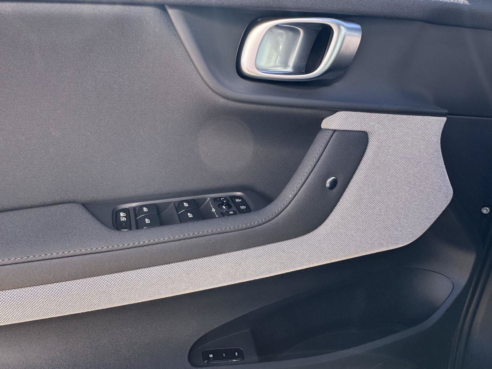 Used 2023 Polestar Polestar 2 FWD image 18