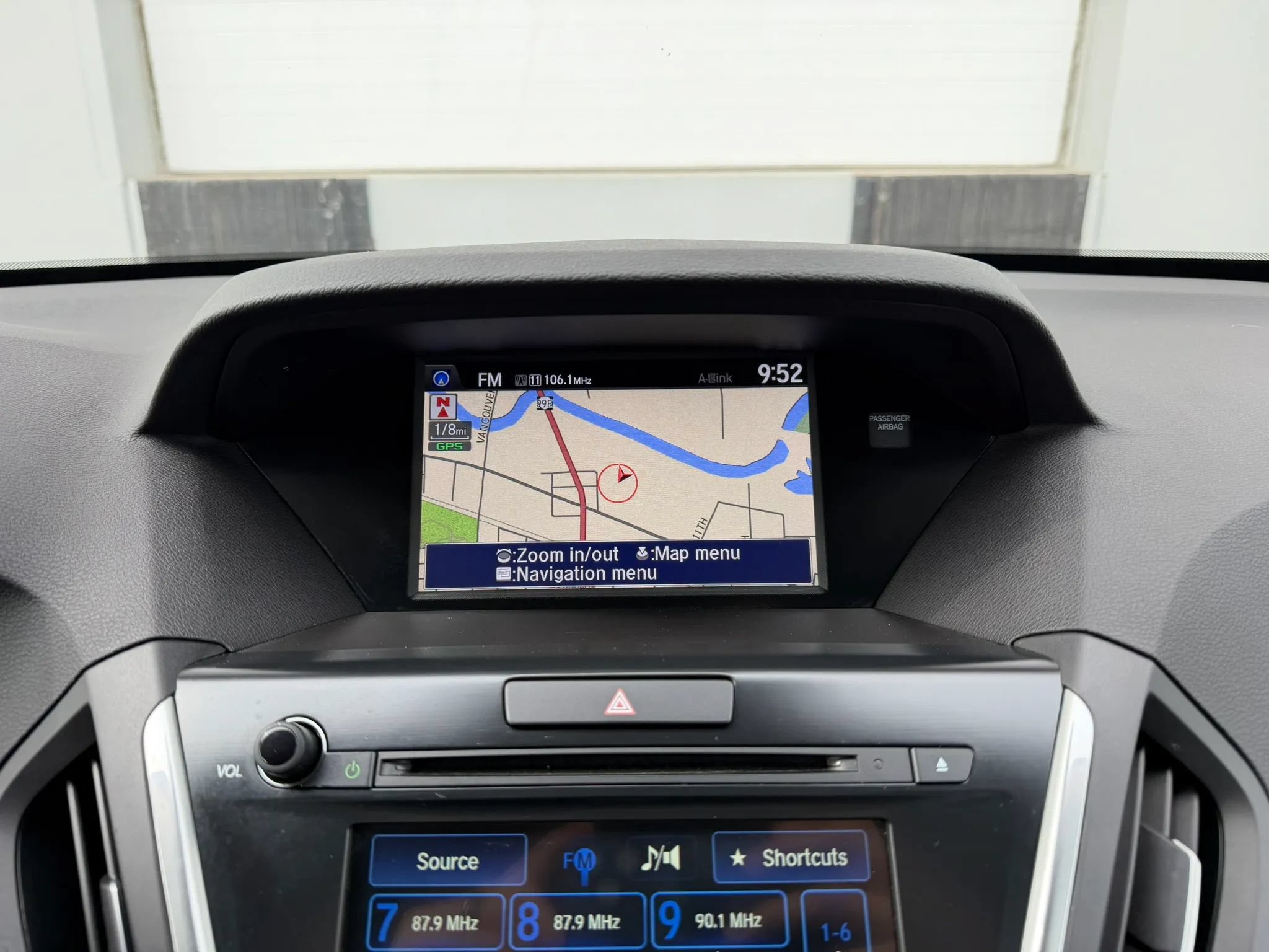 Used 2017 Acura MDX SH-AWD w/ Technology Package image 22
