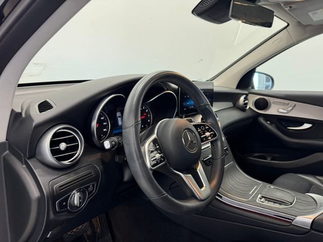 Used 2022 Mercedes-Benz GLC 300 image 36