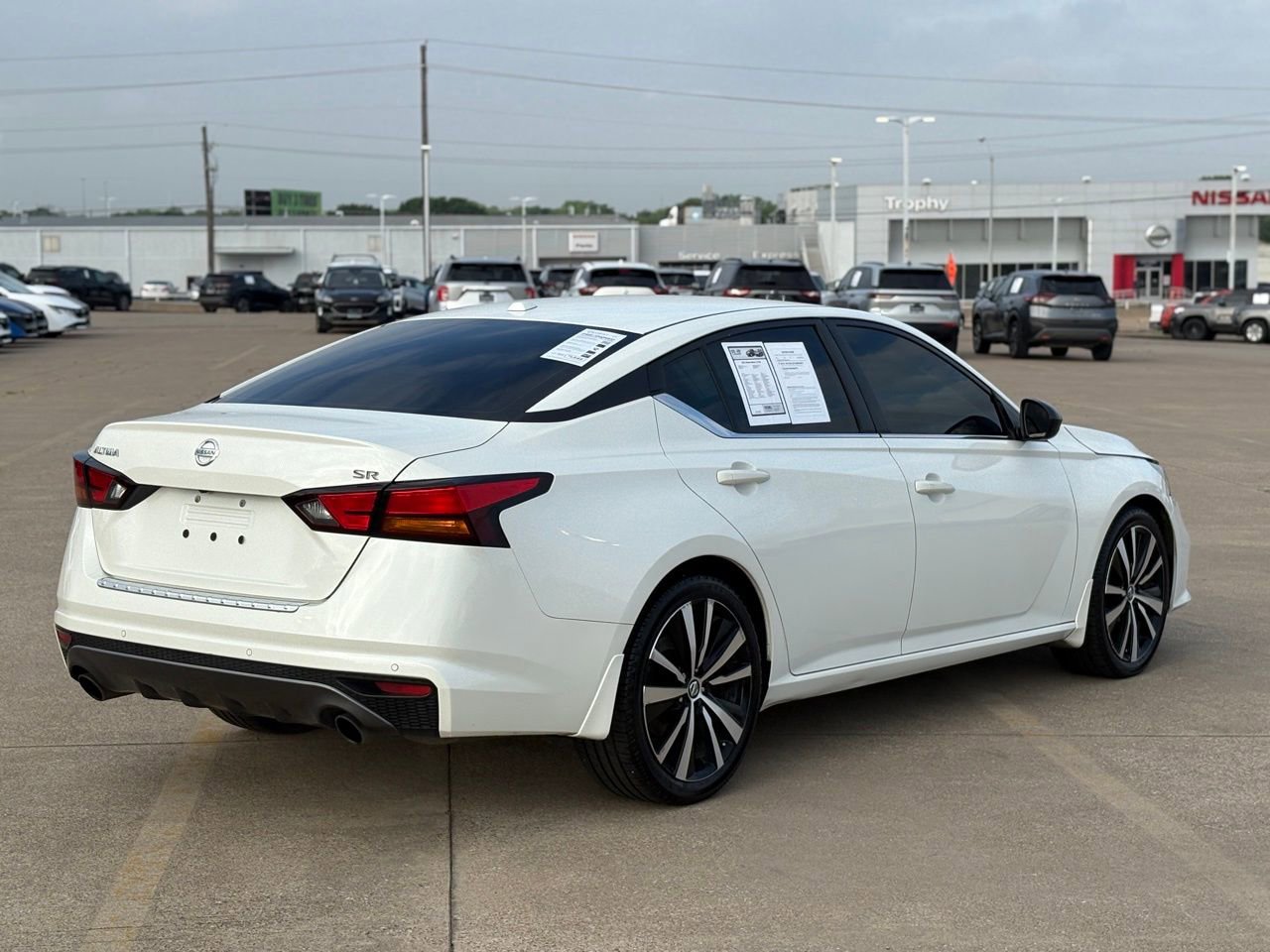 Certified 2021 Nissan Altima 2.5 SR image 7