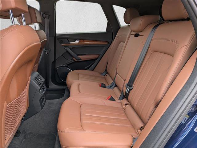 Used 2022 Audi Q5 2.0T Premium w/ Convenience Package AWD/4WD image 19