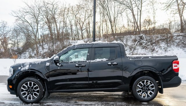 Used 2022 Ford Maverick Lariat w/ Lariat Luxury Package image 8