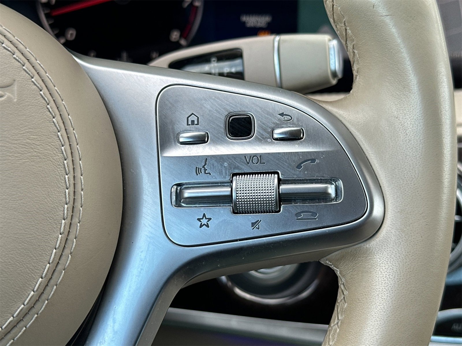 Used 2018 Mercedes-Benz S 560 Sedan image 28