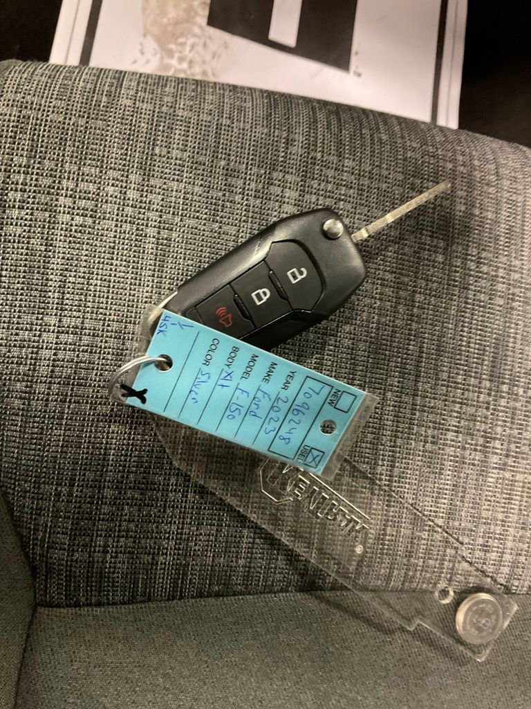 Used 2023 Ford F150 XLT AWD/4WD image 27