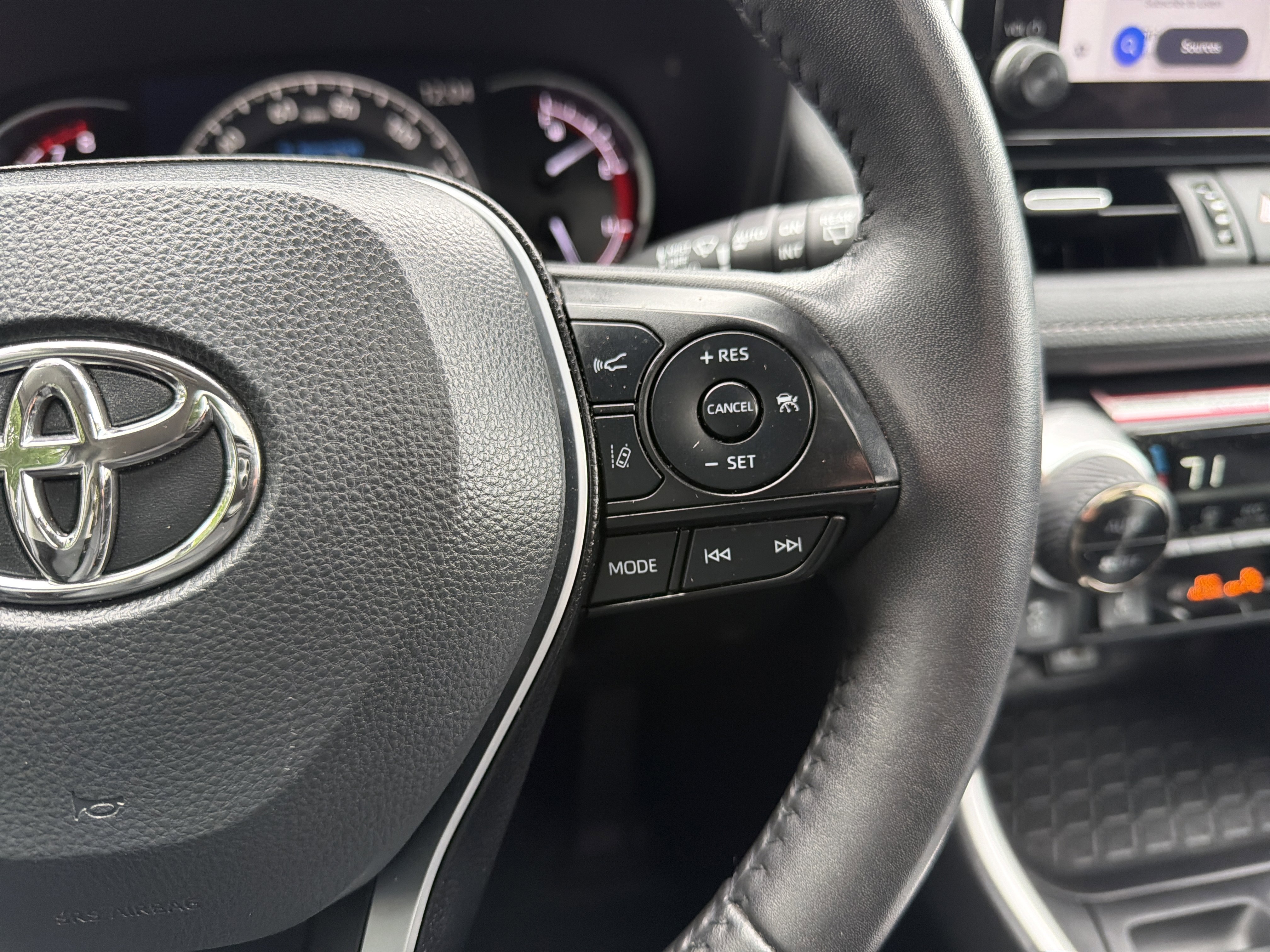 Used 2024 Toyota RAV4 XLE Premium w/ Weather Package AWD/4WD image 20