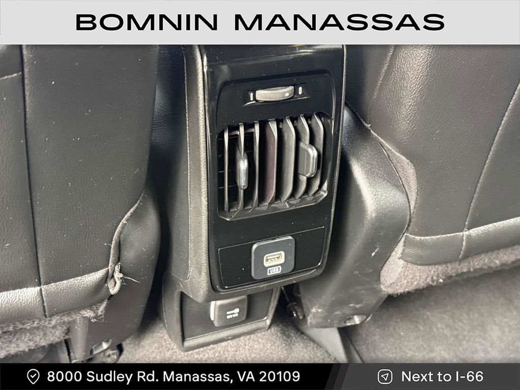 Used 2024 Jeep Compass Trailhawk image 11