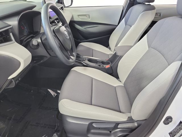 Used 2026 Toyota Corolla LE FWD image 19