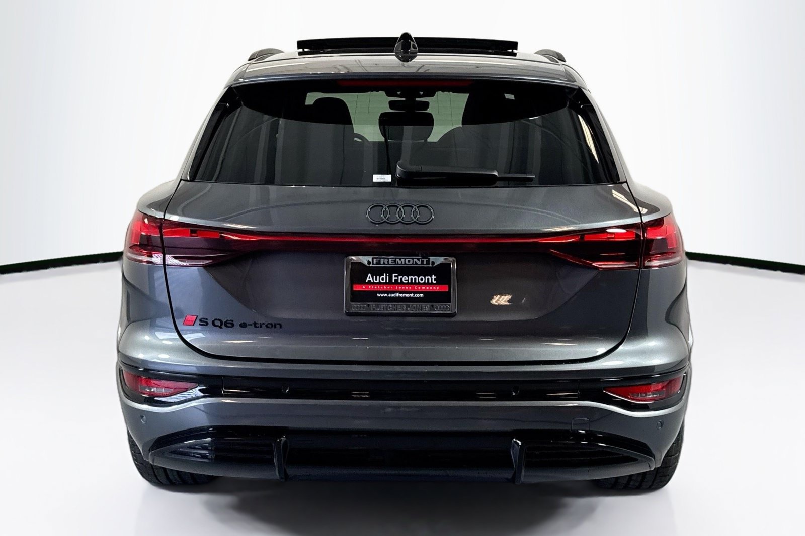 New 2027 Audi SQ6 e-tron Premium Plus AWD/4WD image 6