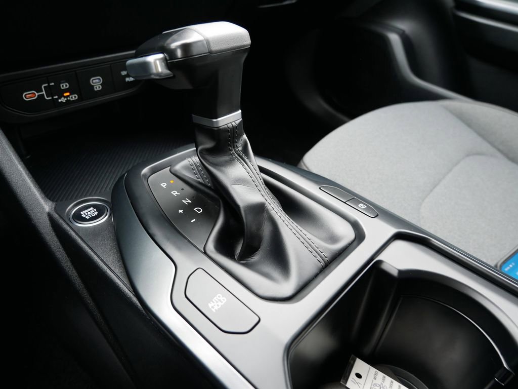 Used 2025 Kia K4 LXS image 21