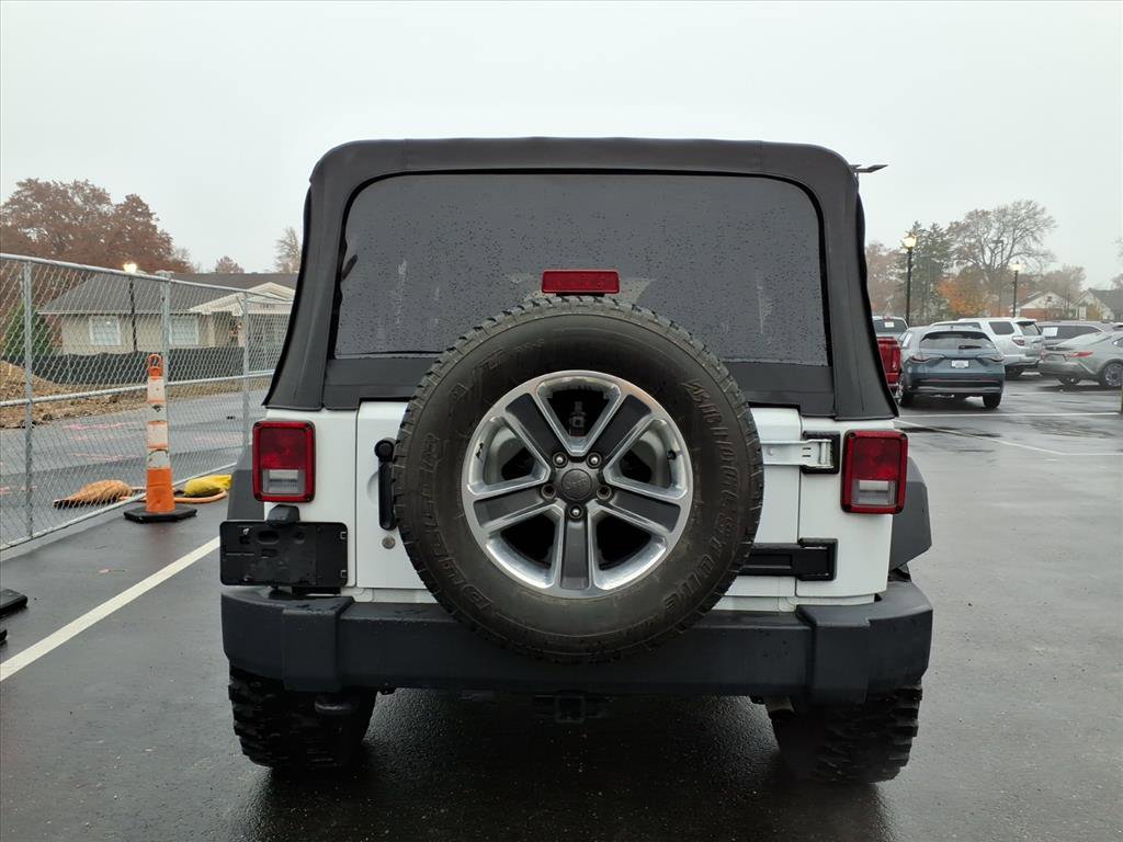 Used 2018 Jeep Wrangler Unlimited Sport image 26