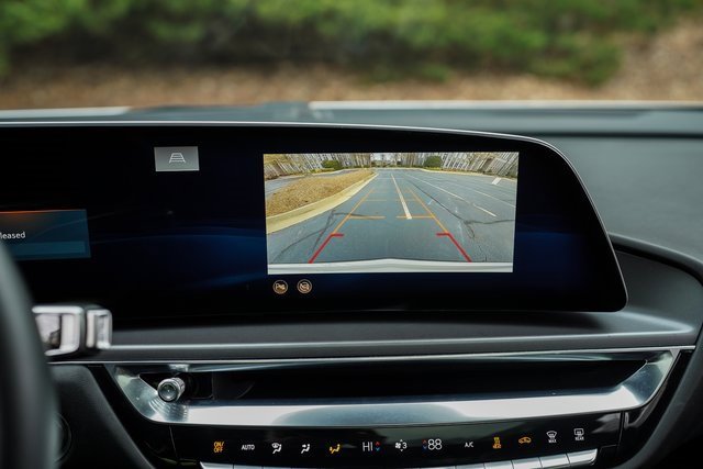 Used 2024 Cadillac Lyriq Tech image 32