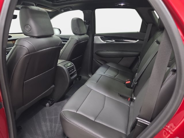 New 2026 Cadillac XT5 Premium Luxury w/ LPO, ONYX Package AWD/4WD image 10