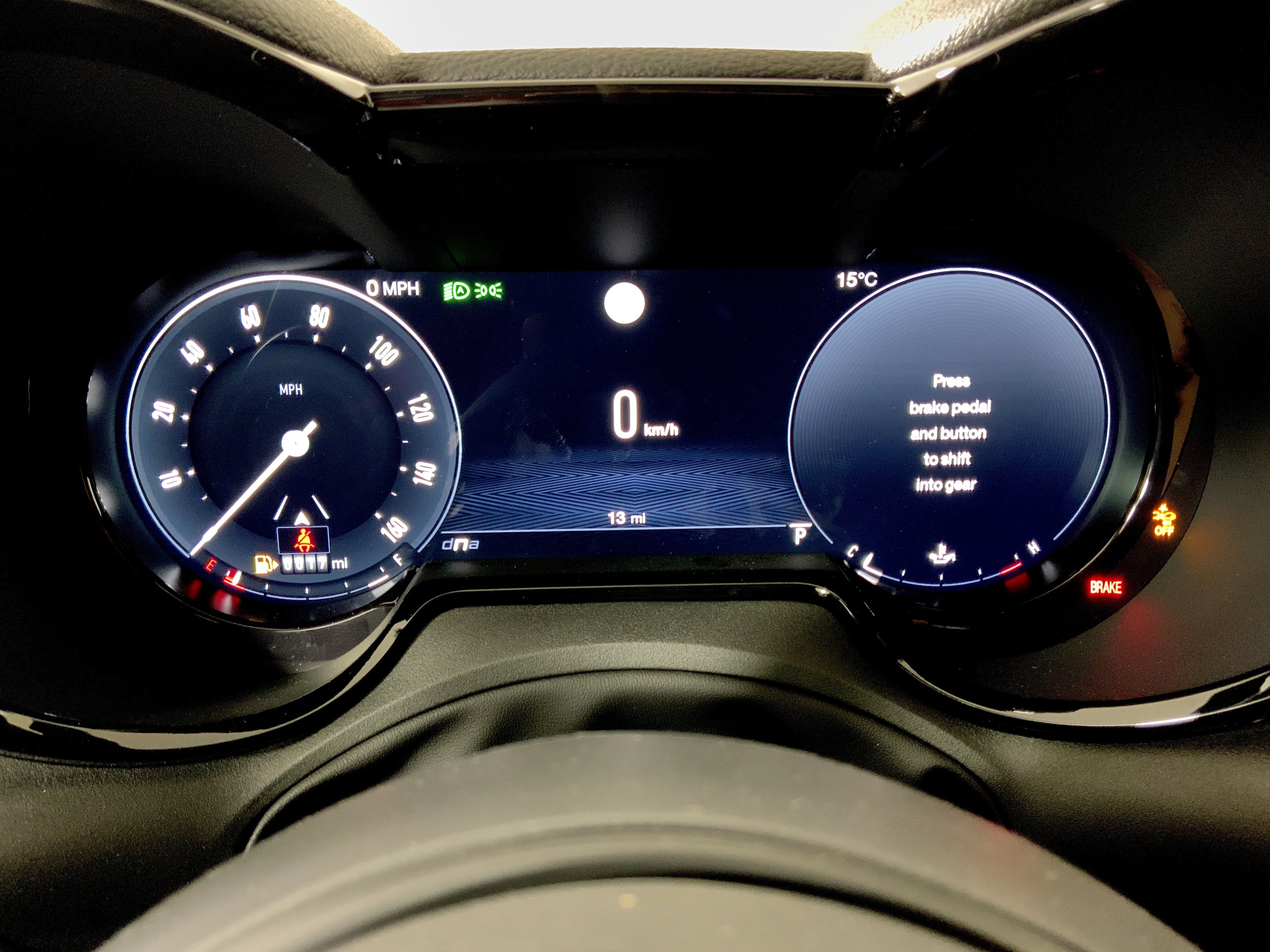 New 2025 Alfa Romeo Tonale w/ Premium Package AWD/4WD image 24