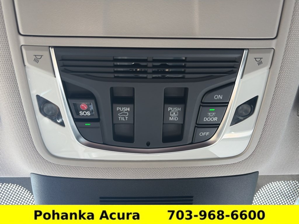 Certified 2025 Acura MDX SH-AWD image 17