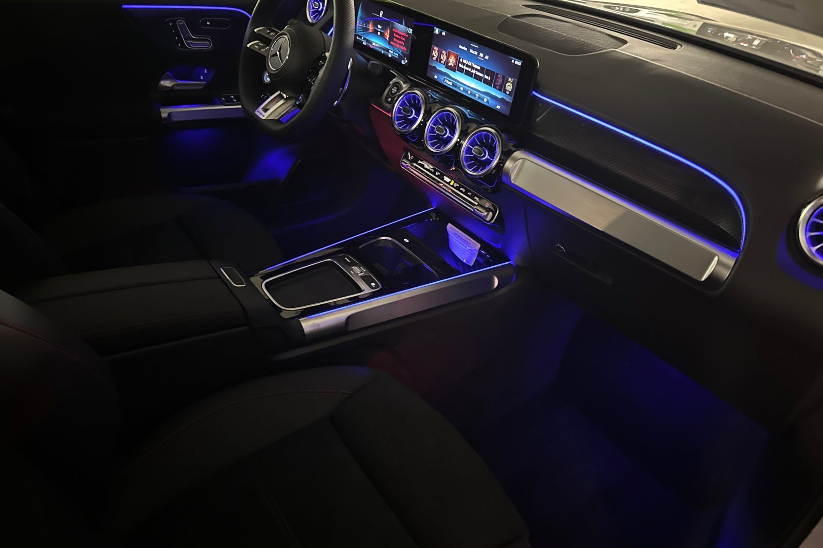 New 2026 Mercedes-Benz GLB 35 AMG 4MATIC image 15