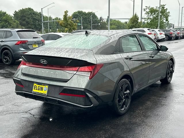 Used 2026 Hyundai Elantra Sport FWD image 4