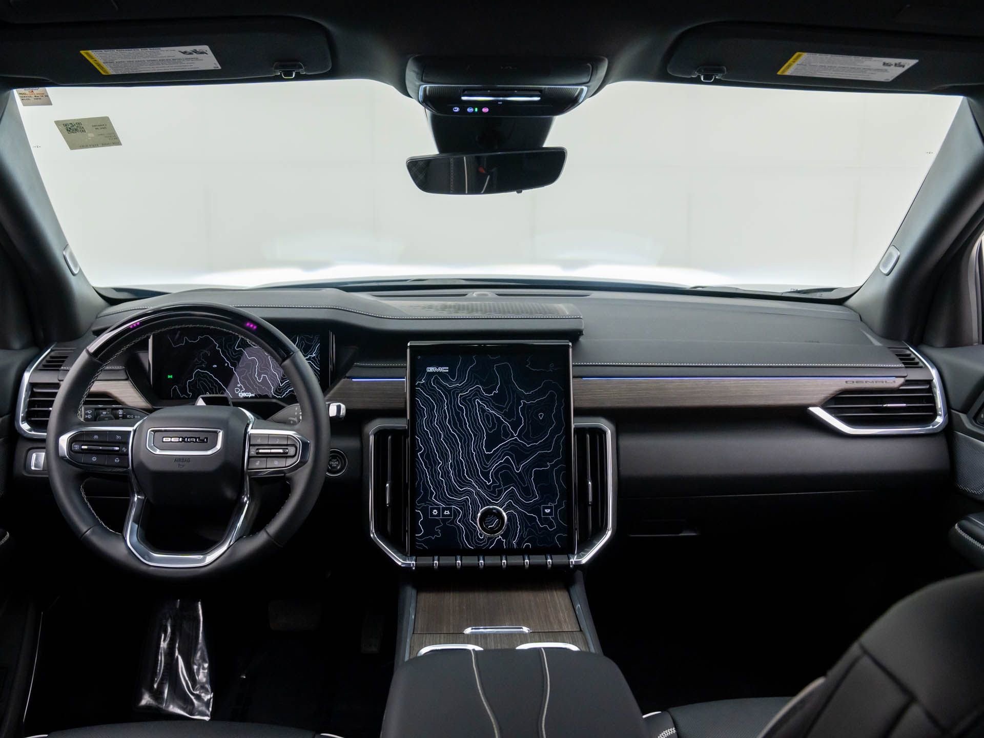 Used 2025 GMC Acadia Denali w/ Super Cruise Package image 12