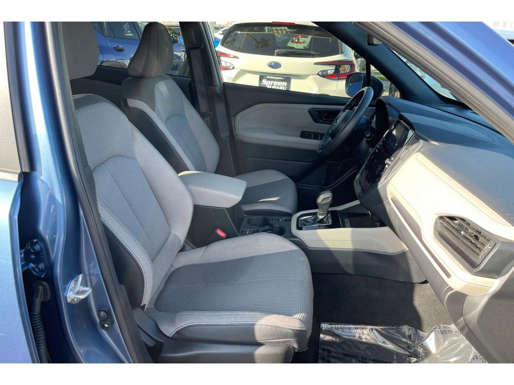 Used 2025 Subaru Forester Premium image 19