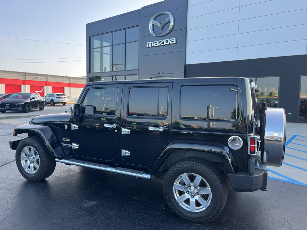 Used 2015 Jeep Wrangler Unlimited Sahara w/ Mopar Chrome Edition Group AWD/4WD image 3