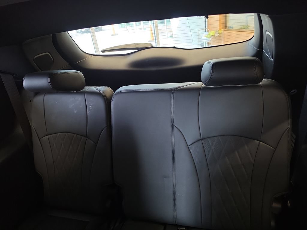 Used 2022 Buick Enclave Avenir FWD image 41