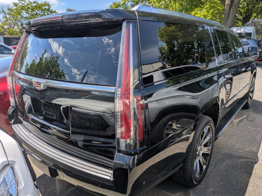 Used 2017 Cadillac Escalade ESV Platinum