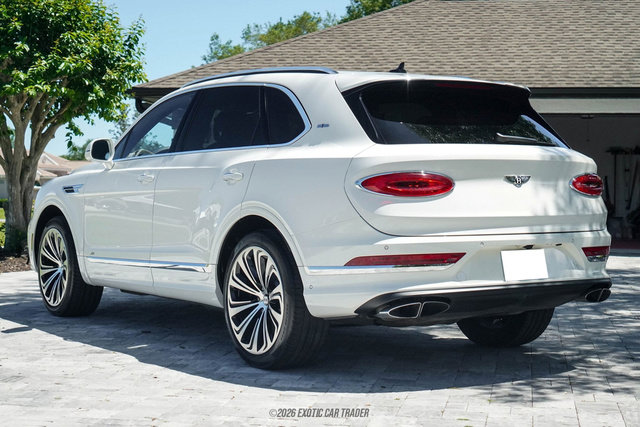 Used 2021 Bentley Bentayga AWD/4WD image 6
