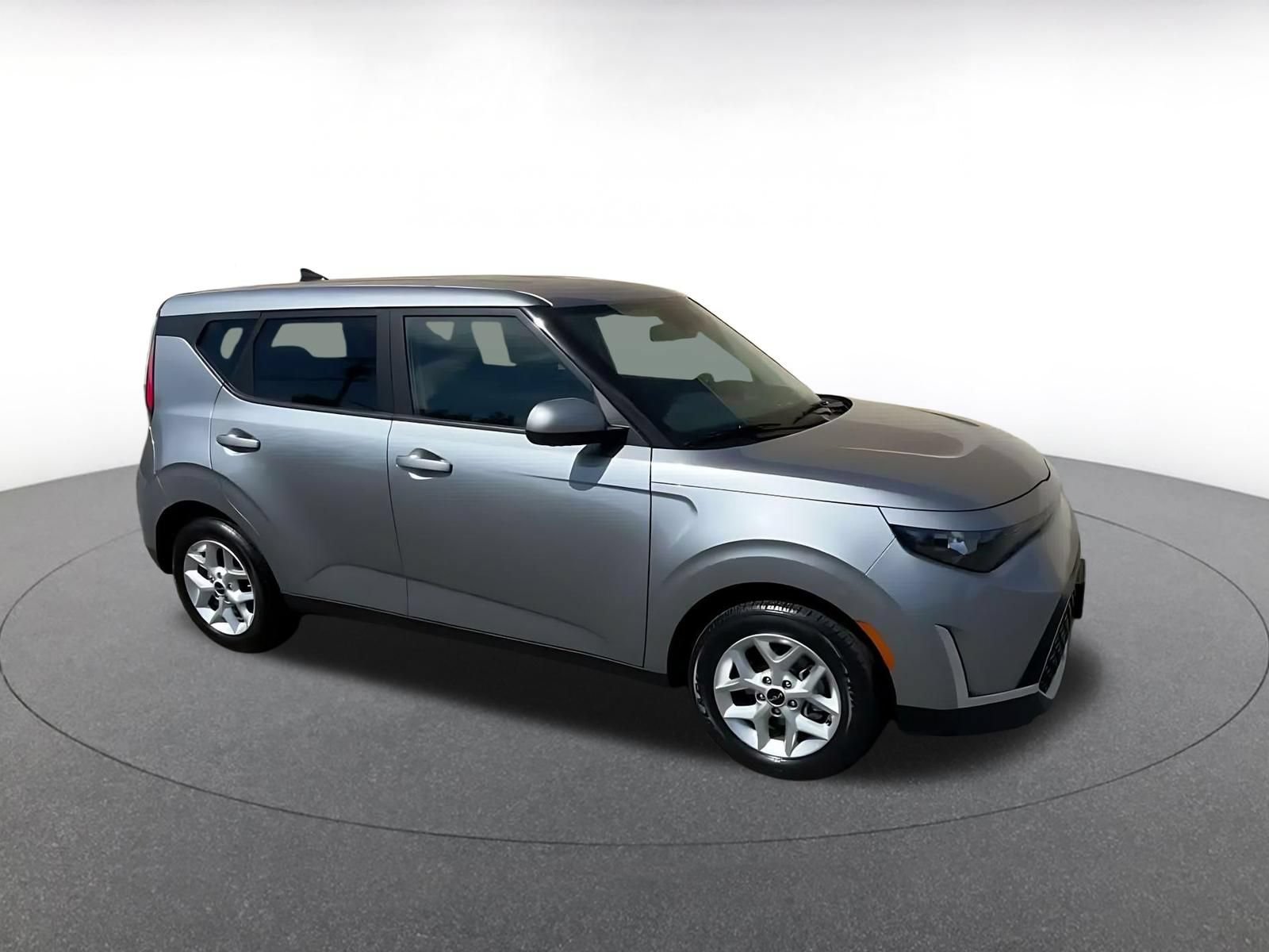 Used 2025 Kia Soul LX w/ LX Technology Package FWD video 2