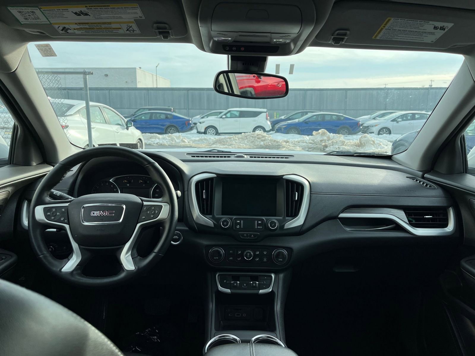 Used 2024 GMC Terrain SLT image 35