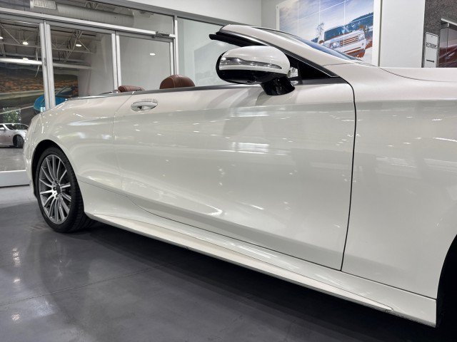 Used 2017 Mercedes-Benz S 550 Cabriolet image 24