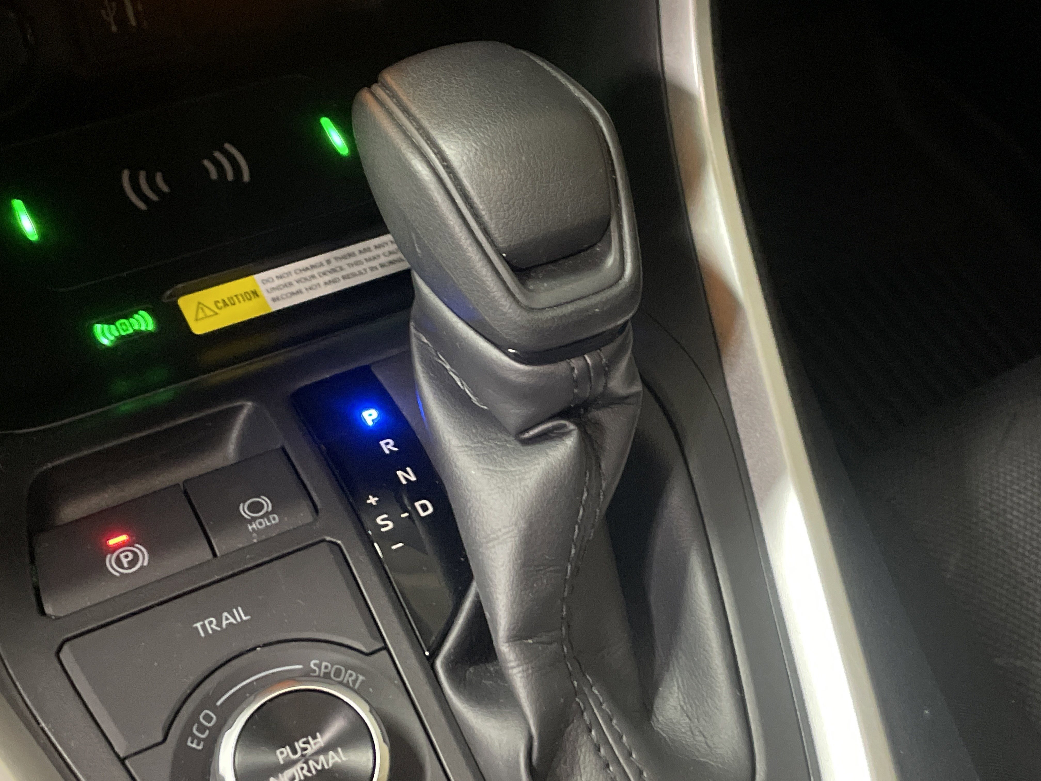 Used 2025 Toyota RAV4 XLE image 26