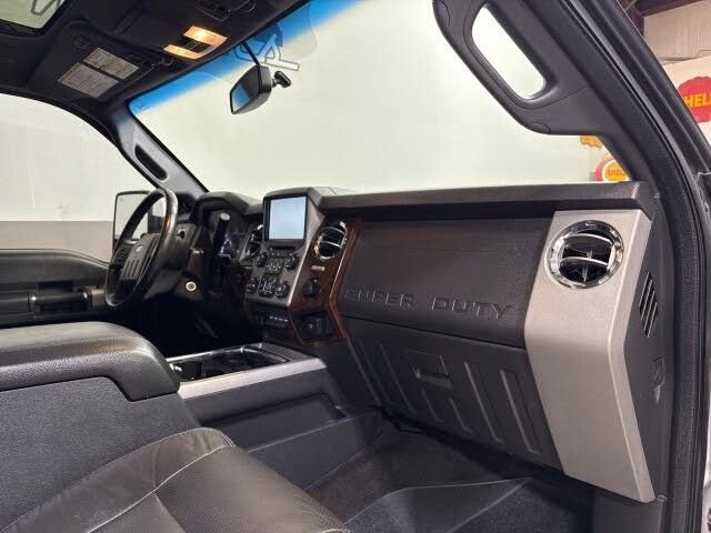 Used 2014 Ford F450 Lariat w/ Lariat Ultimate Package AWD/4WD image 59