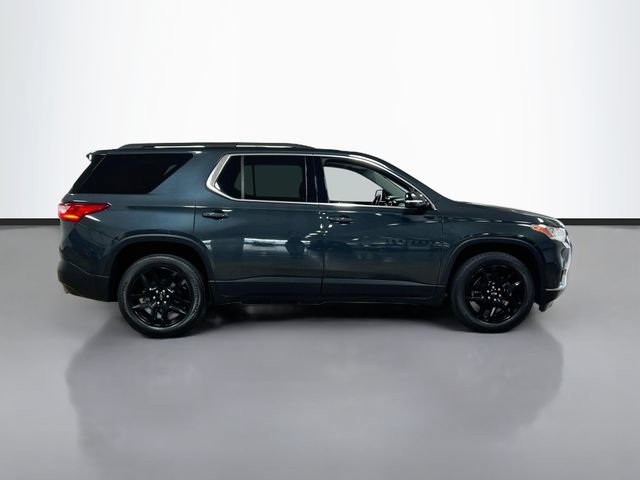 Used 2019 Chevrolet Traverse LT w/ LPO, Blackout Package FWD image 8