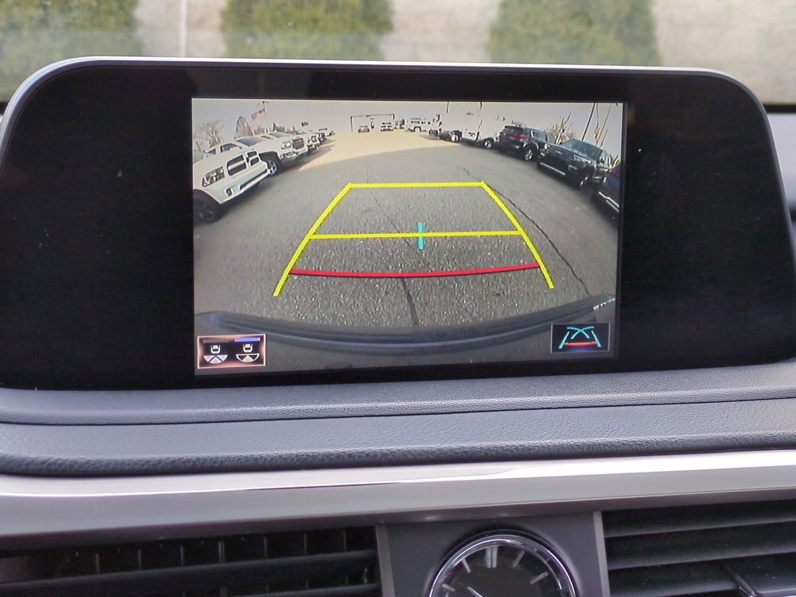 Used 2022 Lexus RX 450h AWD w/ Premium Package image 35